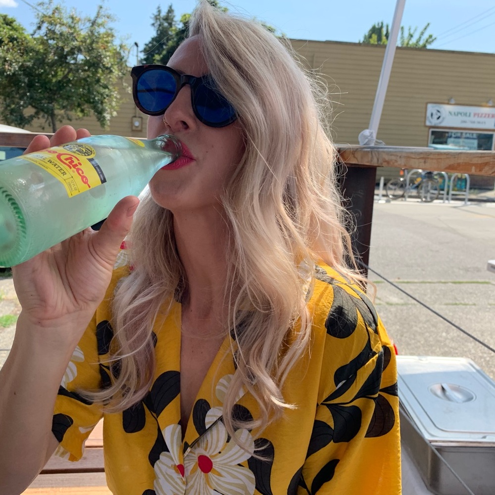 Meet your Posher, Renaye